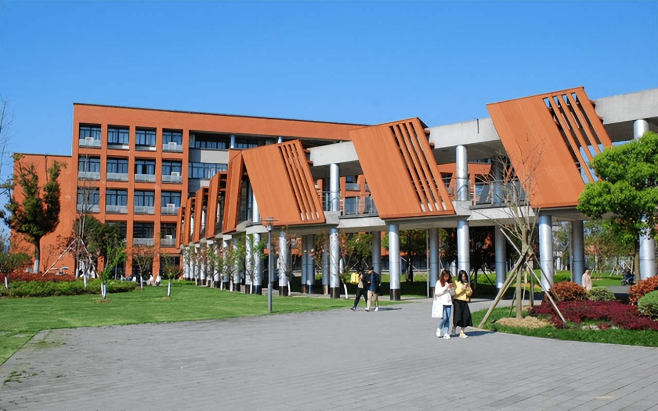 杭州4所野鸡大学被人民日报点名,毕业证一文不值千万别报