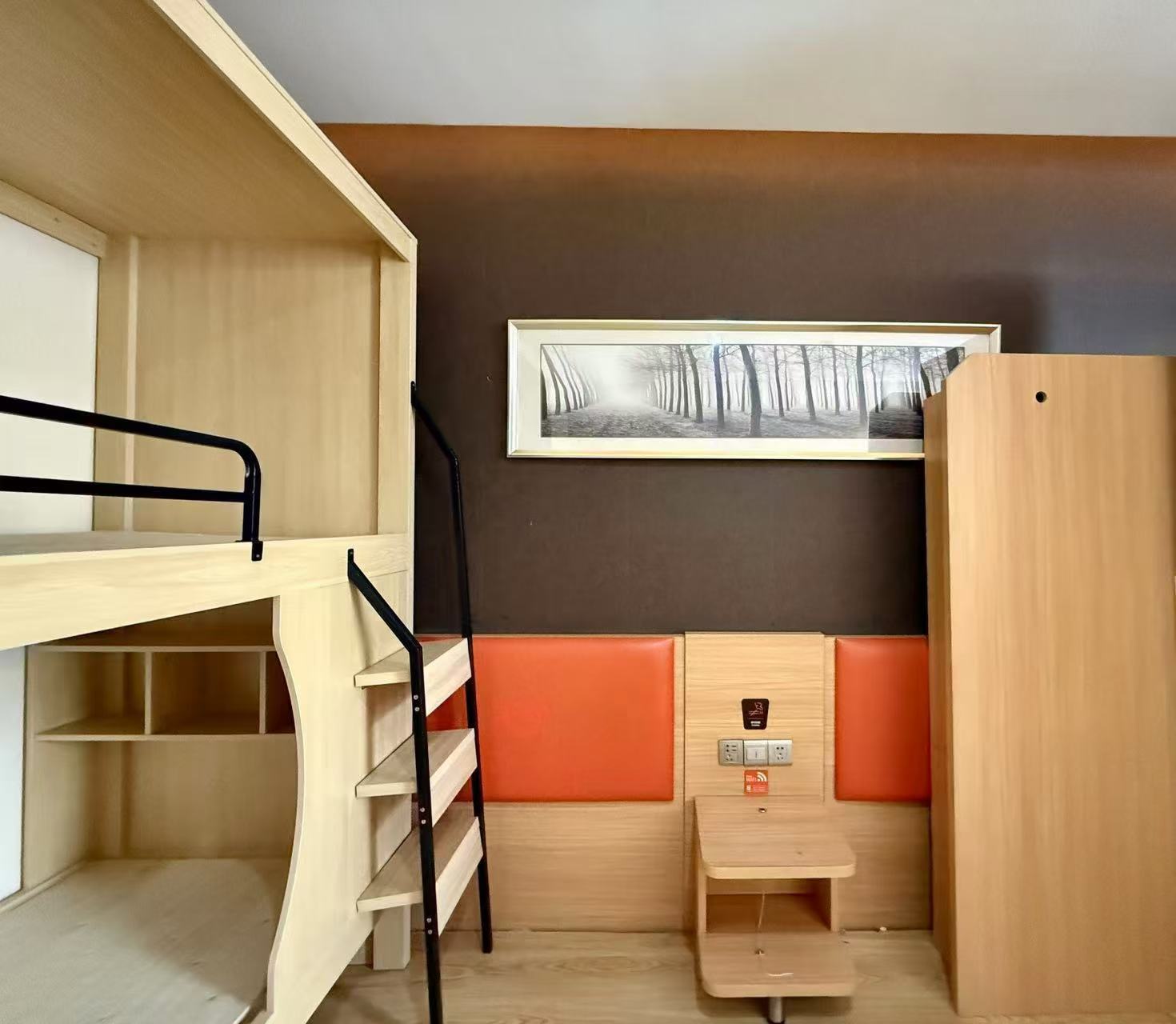 国画艺考生文化课时间紧基础弱?这家靠谱机构来助力