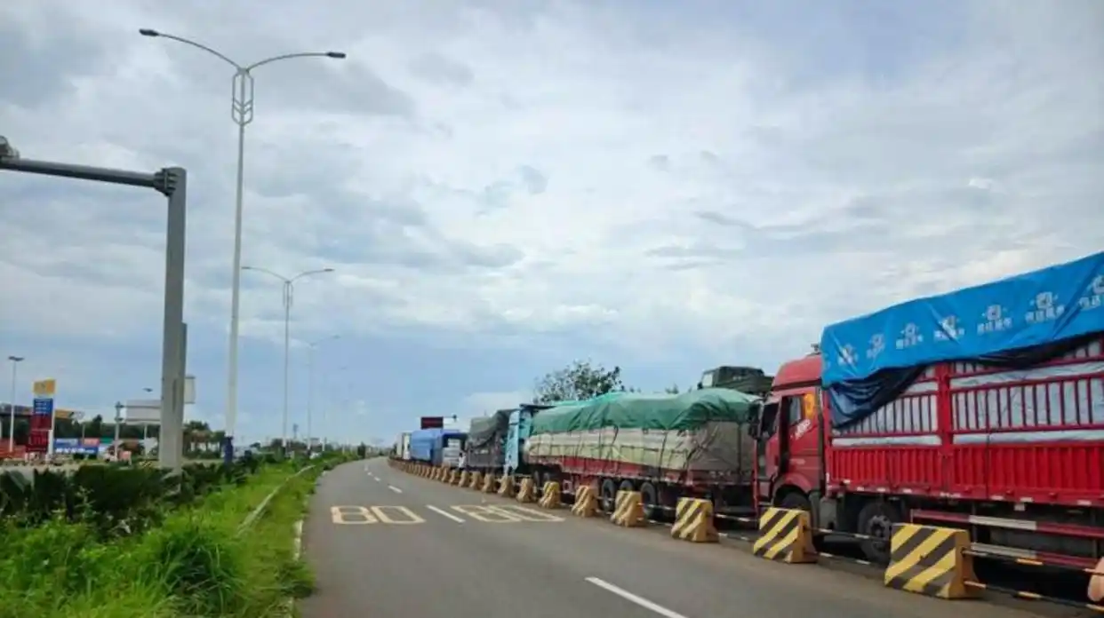 海南快递停运影响大:电商受限,商户叫苦,购物梦破碎