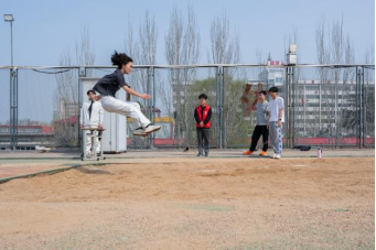 济南大学信息学院2026年春运会,学子展风采