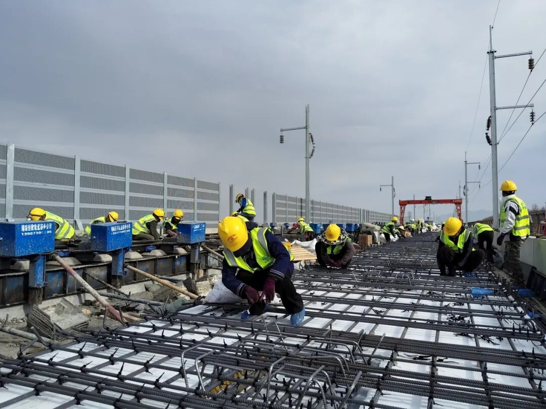 渝昆高铁建设加速,预计年底通车,成都到昆明仅需3小时