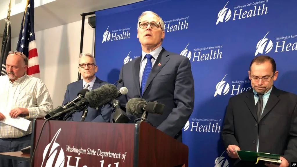 美国新冠病例攀升死亡新增,疫情隔离防控力度加大