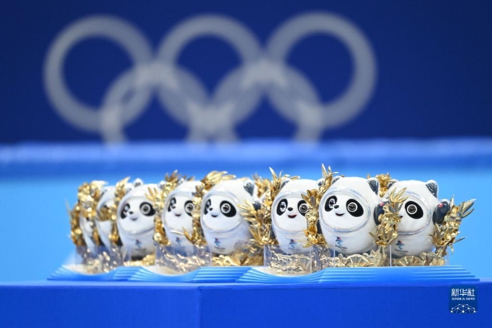 揭秘北京冬奥会吉祥物冰墩墩成为爆款的设计秘籍