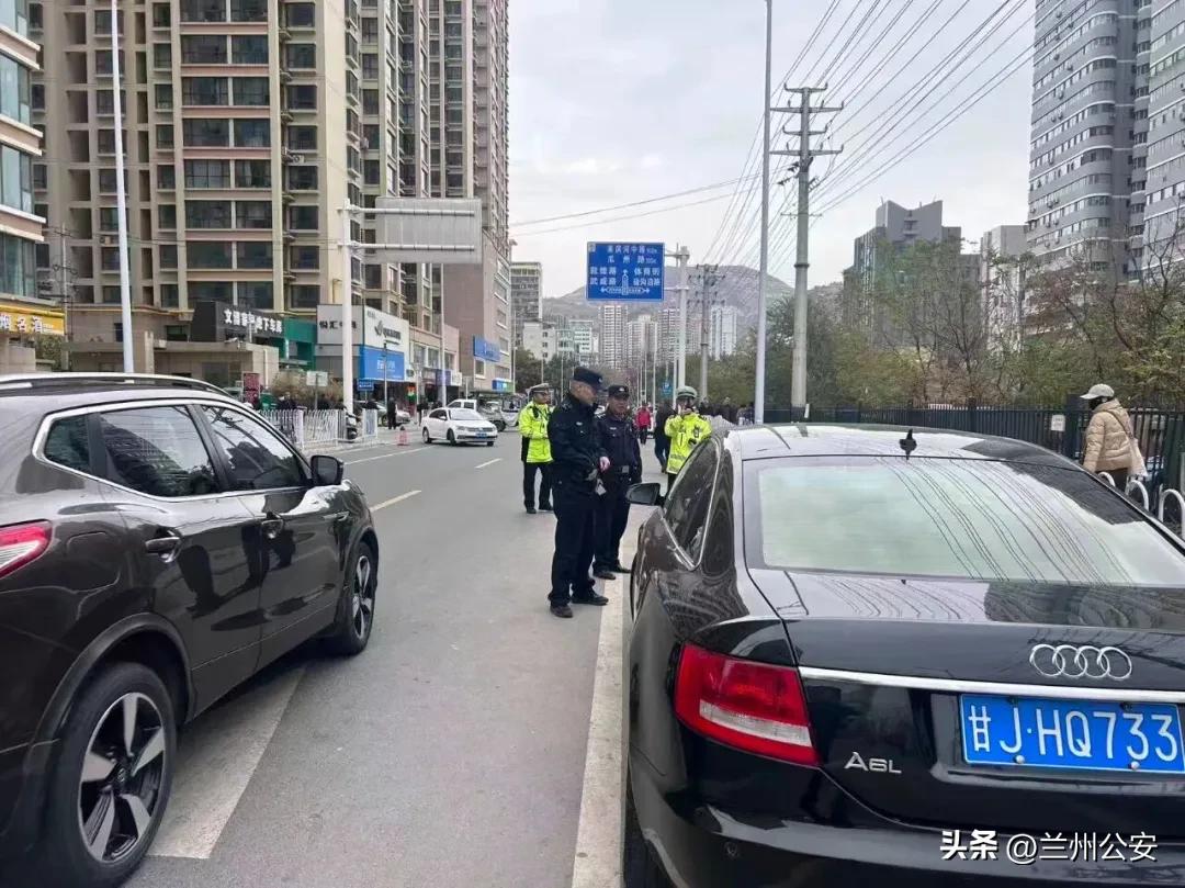 兰州七里河多部门联动整治违法高发地段,守护出行安全